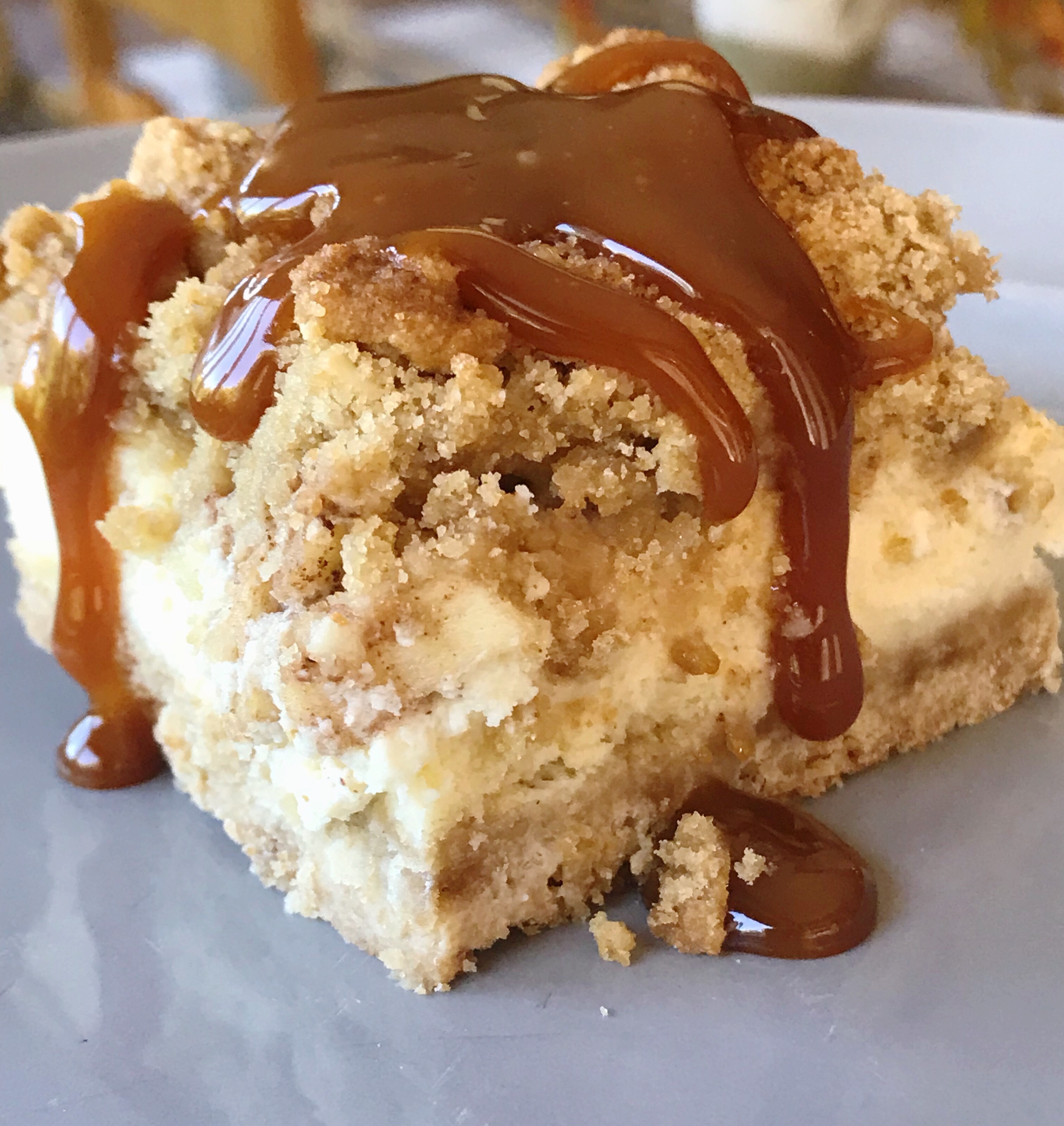 Caramel Apple Cheesecake Bars