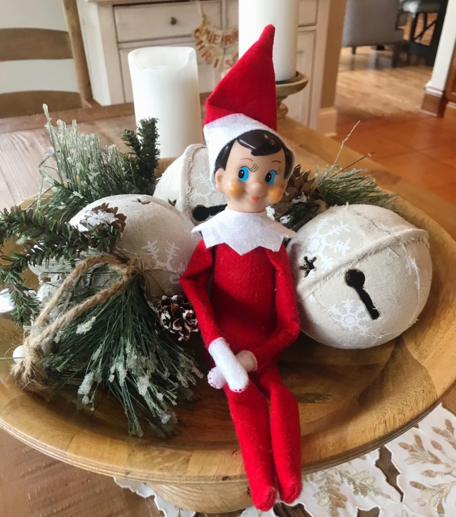 The Lazy Mom’s Guide to The Elf on the Shelf - Stickers and Stilettos
