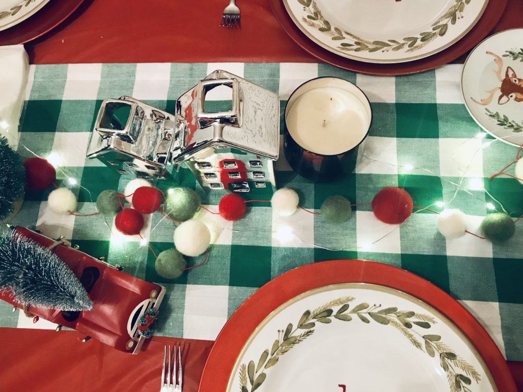 Christmas family friendly table settings 