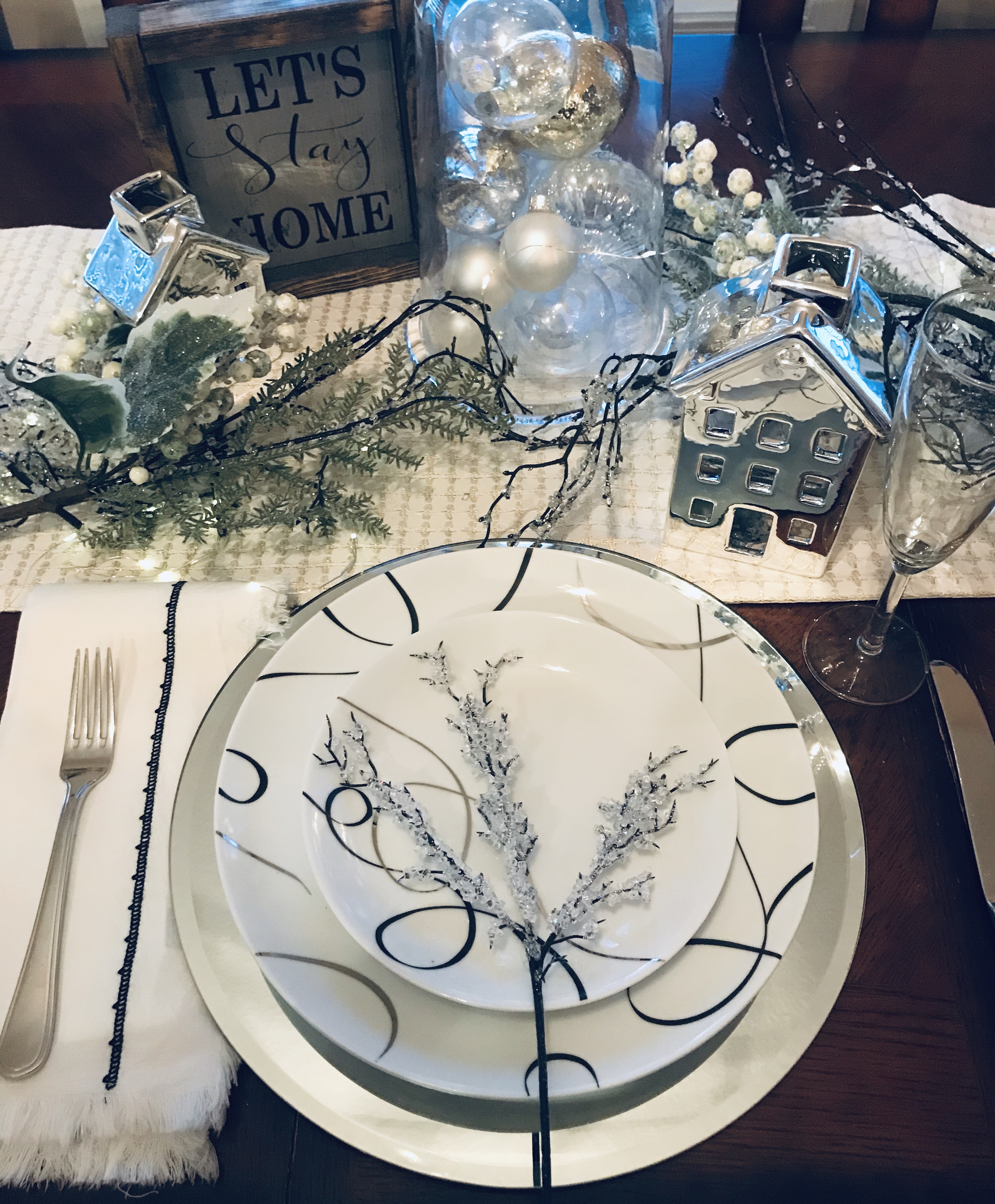 Winter wonderland table setting 