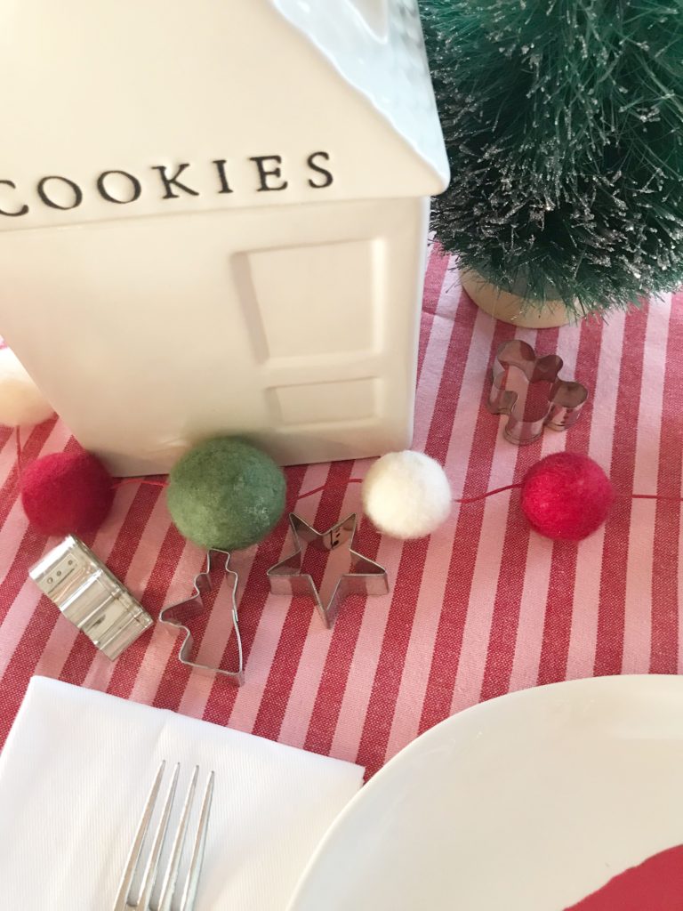 Christmas cookie tablescape 