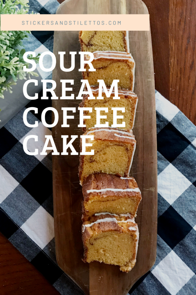 cinnamon sugar sour cream coffee cake