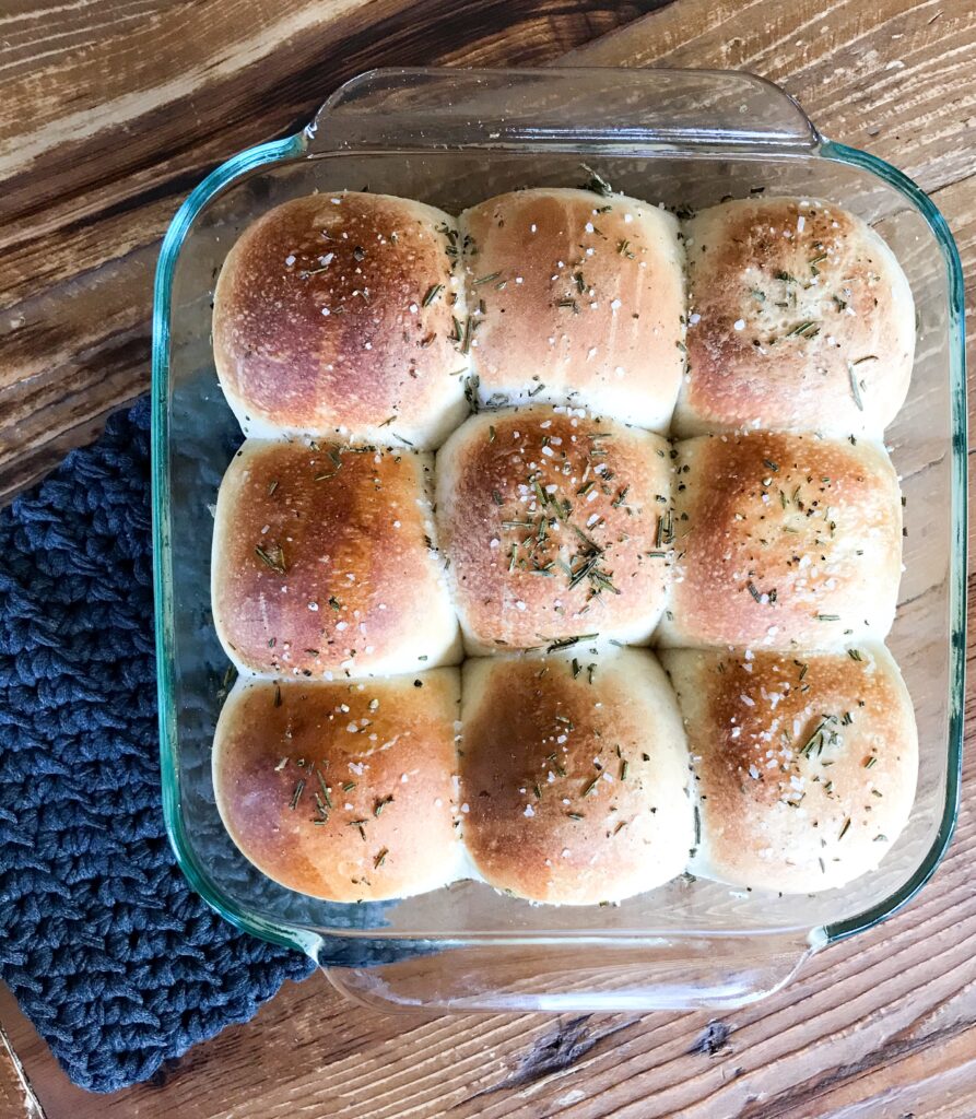 Rosemary Dinner Rolls