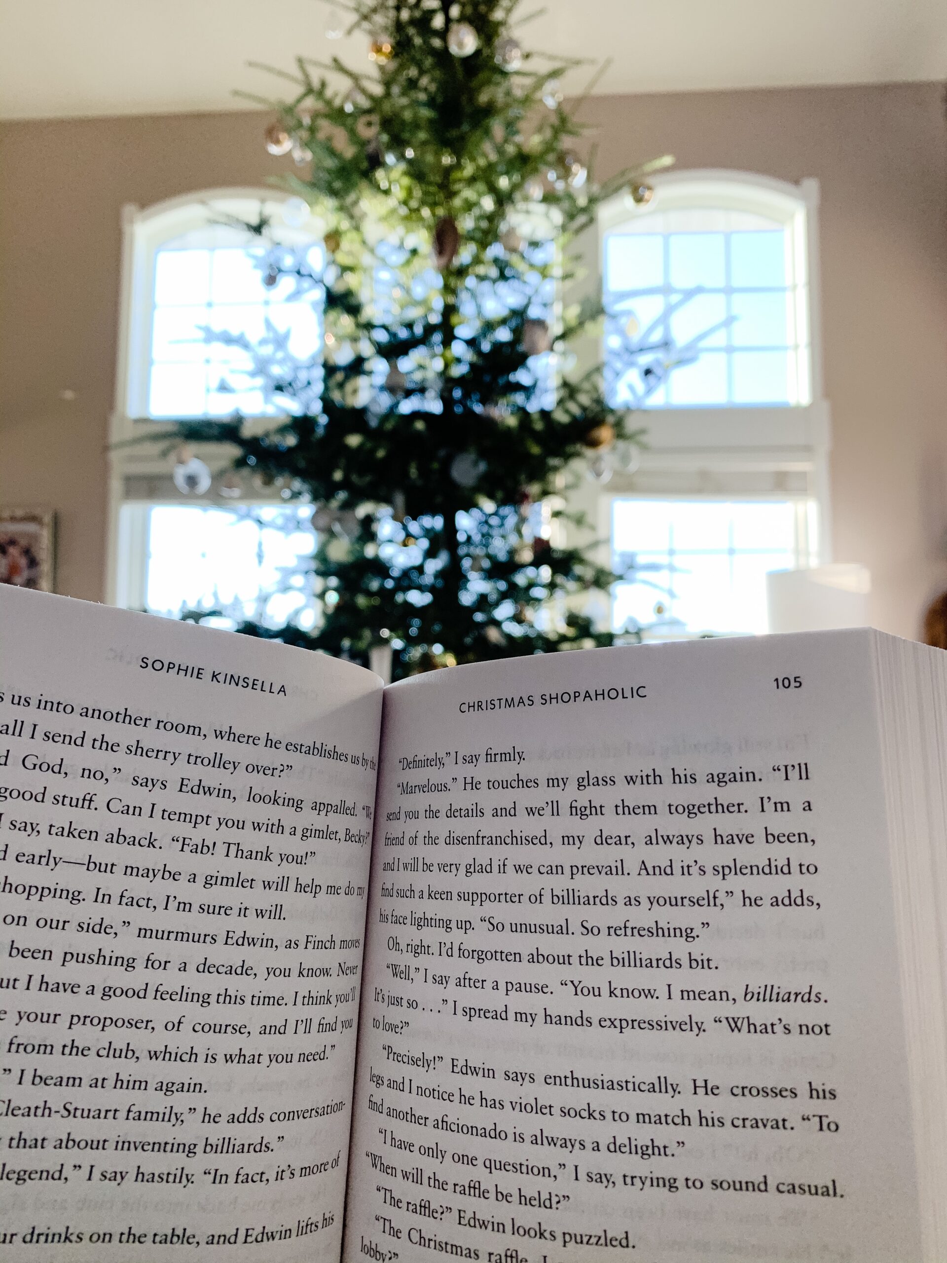 christmas shopaholic by sophie kinsella book review