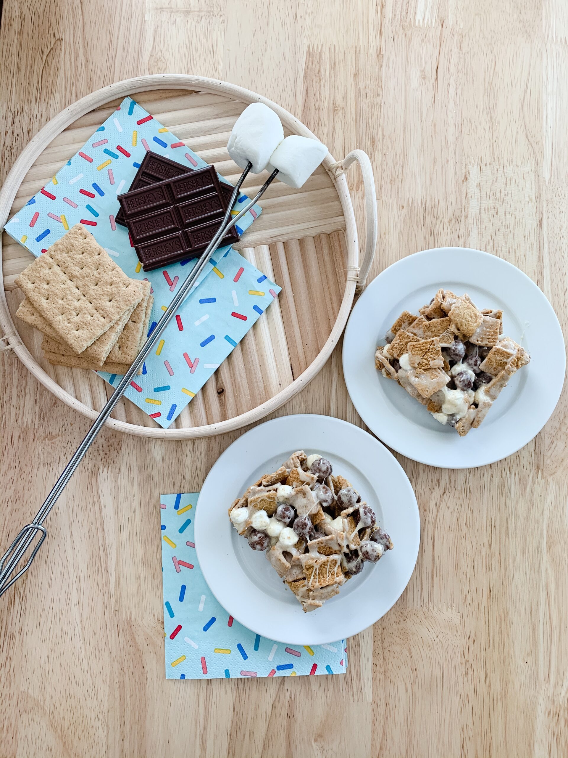 smores ingredients and s'mores cereal bars