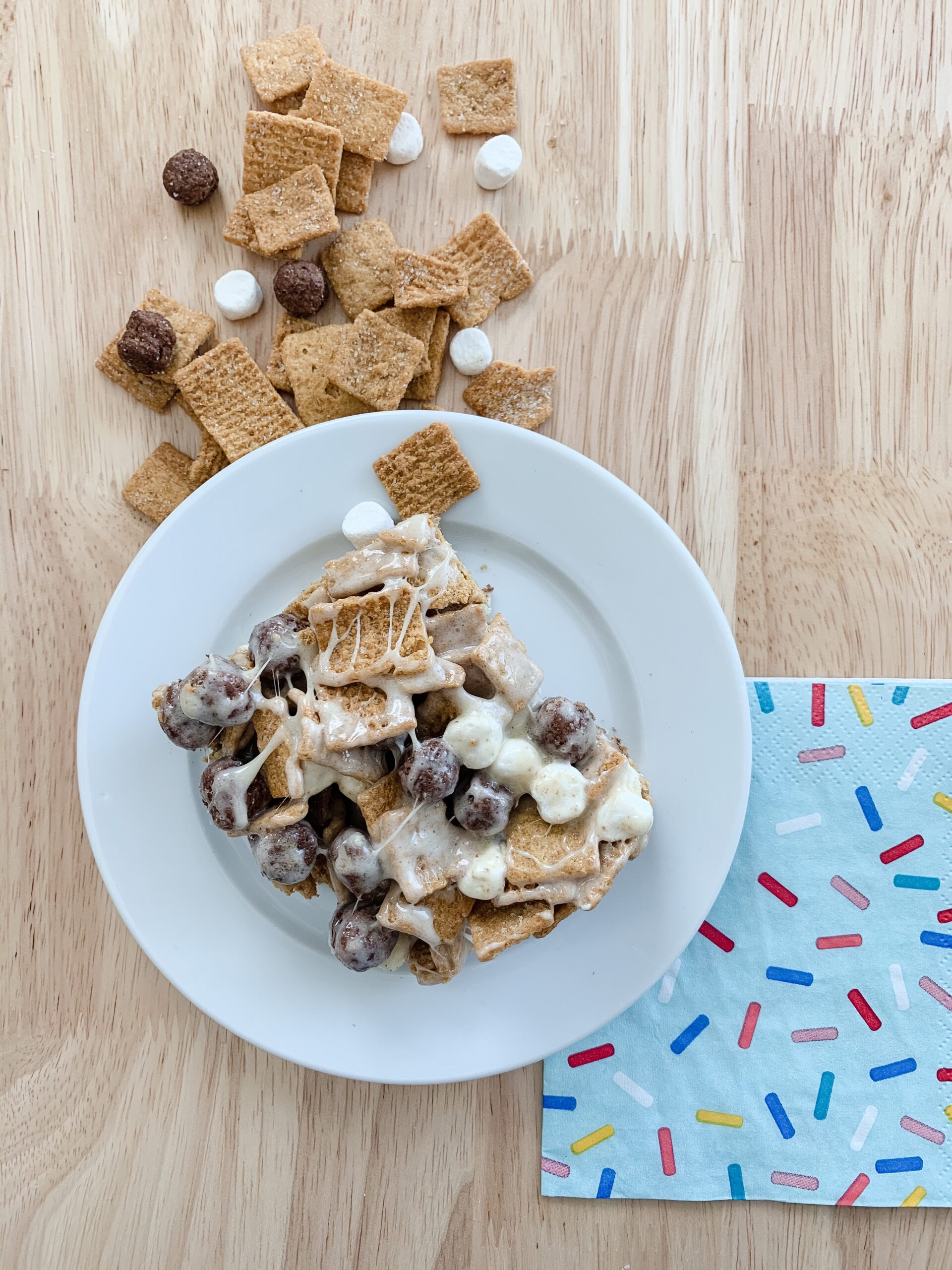 s'mores cereal bars